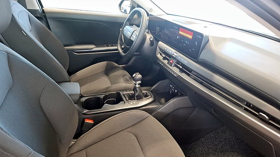 Kia K4 3 of 12