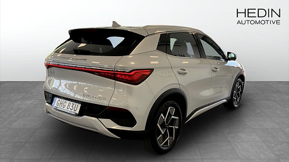 BYD Atto 3 2 of 5