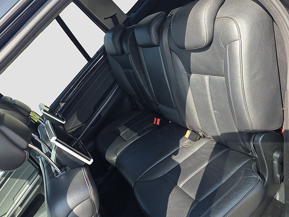Mercedes-Benz GL350 12 of 22