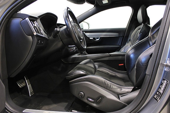 Volvo S90 13 of 21
