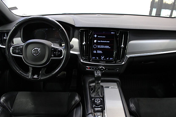 Volvo S90 11 of 21