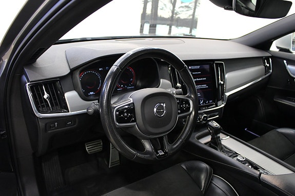 Volvo S90 12 of 21