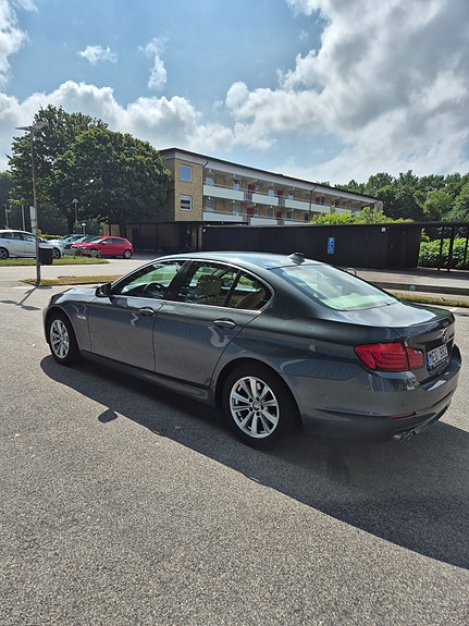 BMW 520d 3 of 3