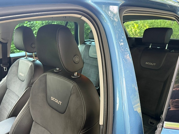 Skoda Octavia Scout 9 of 15