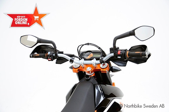 KTM 690 SMC R 9 of 10