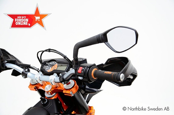 KTM 690 SMC R 8 of 10