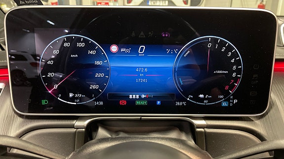 Mercedes-Benz S580 e 5 of 5