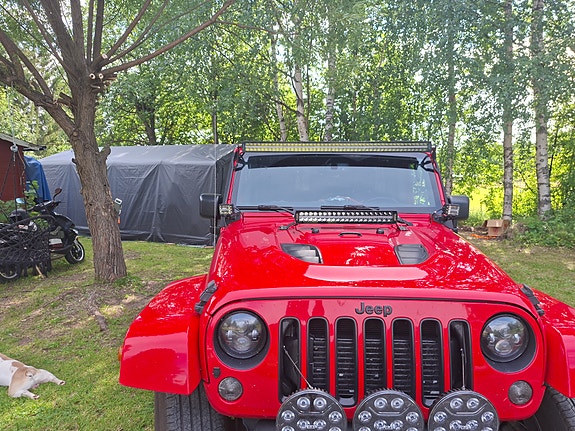 Jeep Wrangler Unlimited 3 of 4
