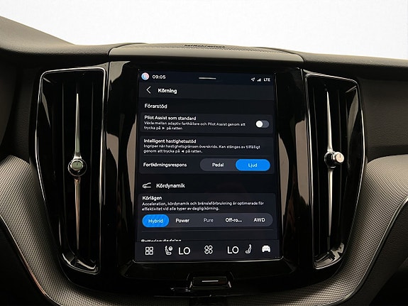 Volvo XC60 21 of 30