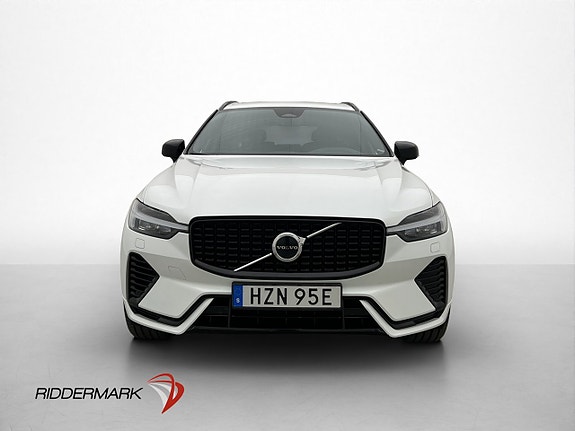 Volvo XC60 2 of 5