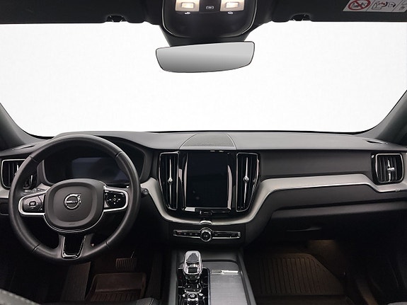 Volvo XC60 15 of 30