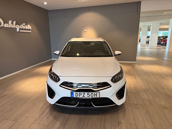 Kia Ceed 3 of 5