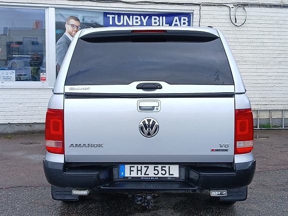 Volkswagen Amarok 6 of 29