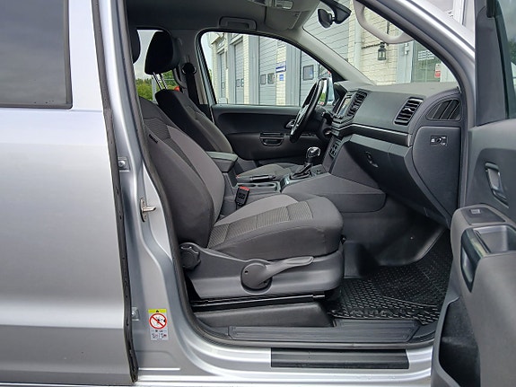 Volkswagen Amarok 20 of 29