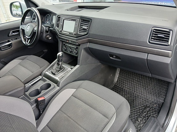 Volkswagen Amarok 21 of 29