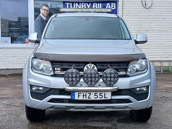 Volkswagen Amarok 3 of 5