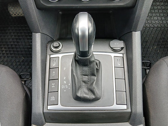 Volkswagen Amarok 24 of 29