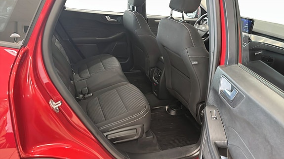 Ford Kuga 5 of 5