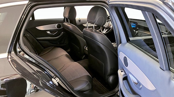 Mercedes-Benz CLC220 5 of 5