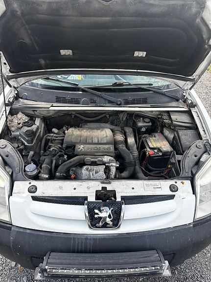 Peugeot Partner 4 of 5