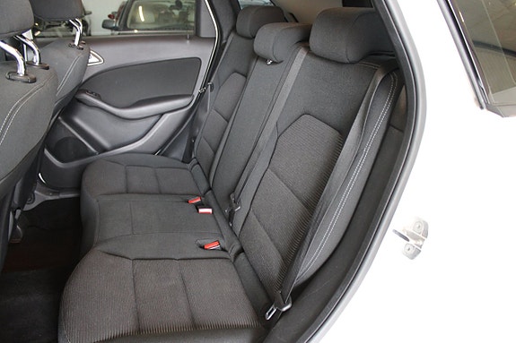 Mercedes-Benz B220 d 6 of 19
