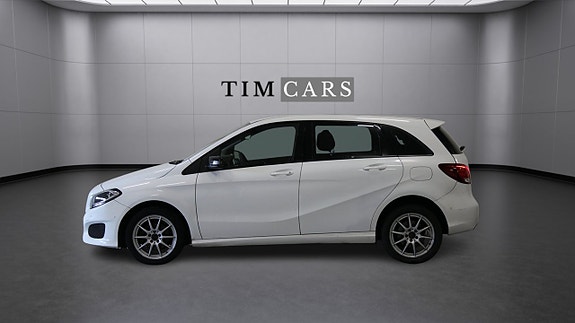 Mercedes-Benz B220 d 3 of 19