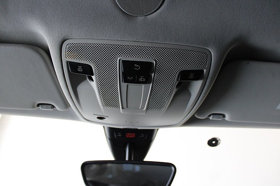 Mercedes-Benz B220 d 18 of 19
