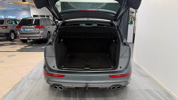Audi SQ5 10 of 15