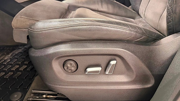 Audi SQ5 15 of 15