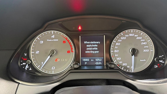 Audi SQ5 12 of 15