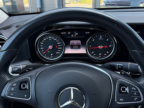 Mercedes-Benz E200 d 16 of 20