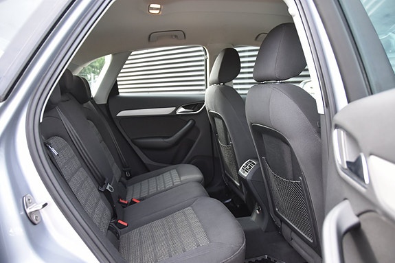 Audi Q3 10 of 16