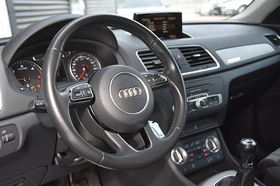 Audi Q3 11 of 16