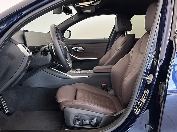 BMW M340i 5 of 5