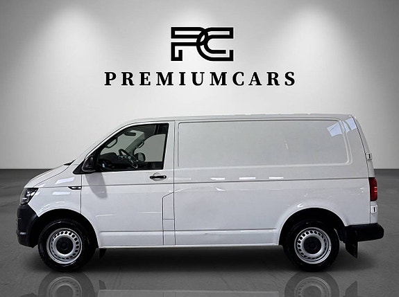 Volkswagen Transporter 2 of 5