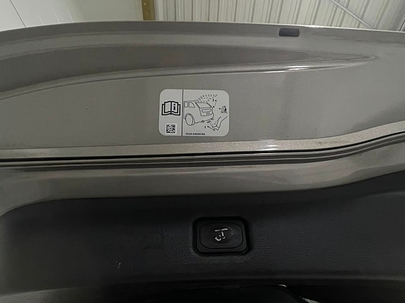 Ford S-MAX 24 of 27