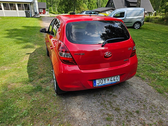 Hyundai i20 3 of 14