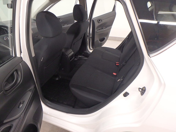 Nissan Pulsar 5 of 5