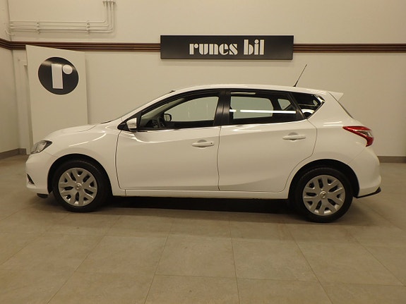 Nissan Pulsar 2 of 5