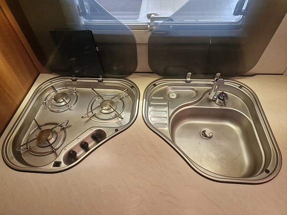 Kabe SAFIR GLE KS (ALDE+Långbäddar+1 450kg) 10 of 19