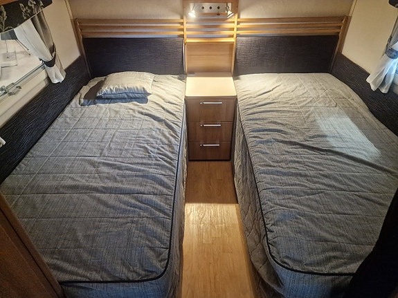 Kabe SAFIR GLE KS (ALDE+Långbäddar+1 450kg) 17 of 19