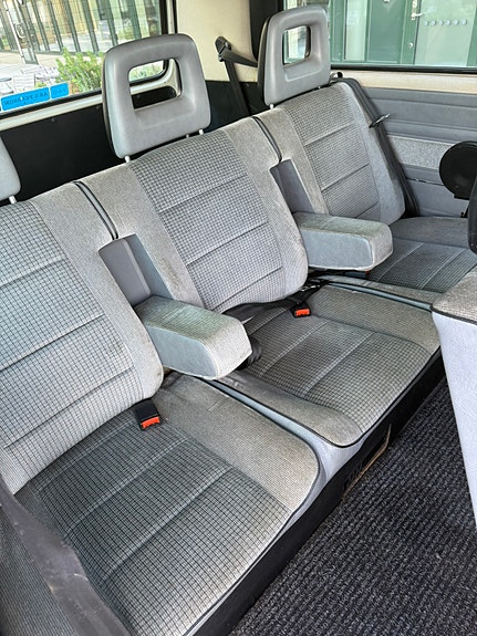 Volkswagen Caravelle 15 of 30