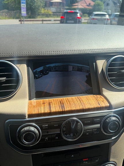 Land Rover Discovery 4 19 of 22