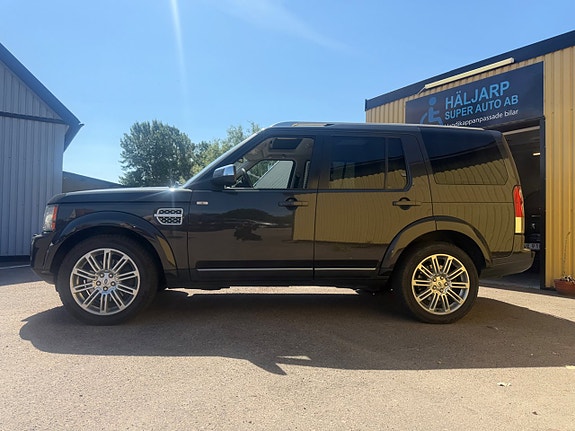 Land Rover Discovery 4 2 of 22