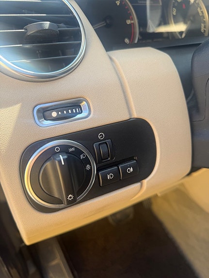 Land Rover Discovery 4 12 of 22