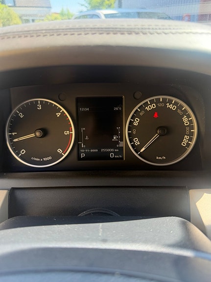 Land Rover Discovery 4 18 of 22