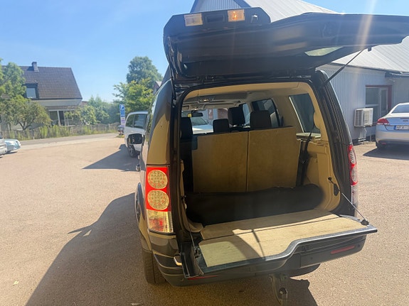 Land Rover Discovery 4 5 of 22