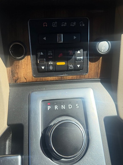 Land Rover Discovery 4 15 of 22