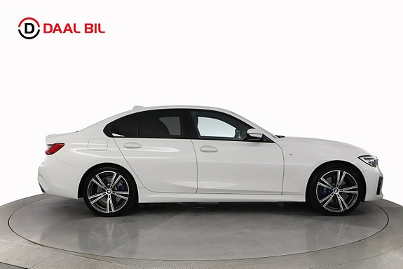 BMW 330e 5 of 5