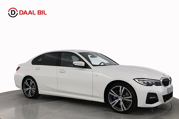 BMW 330e 4 of 5